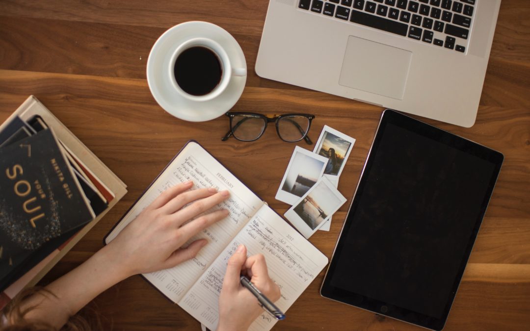 6 Benefits of Writing Therapy in Holistic Rehab