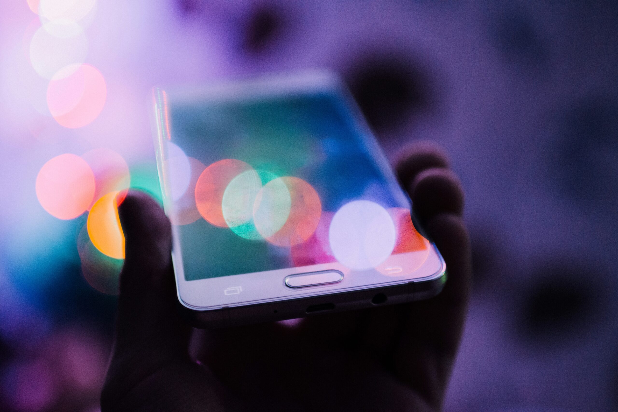 Digital Detox Retreats: A New Path to Mental Wellness